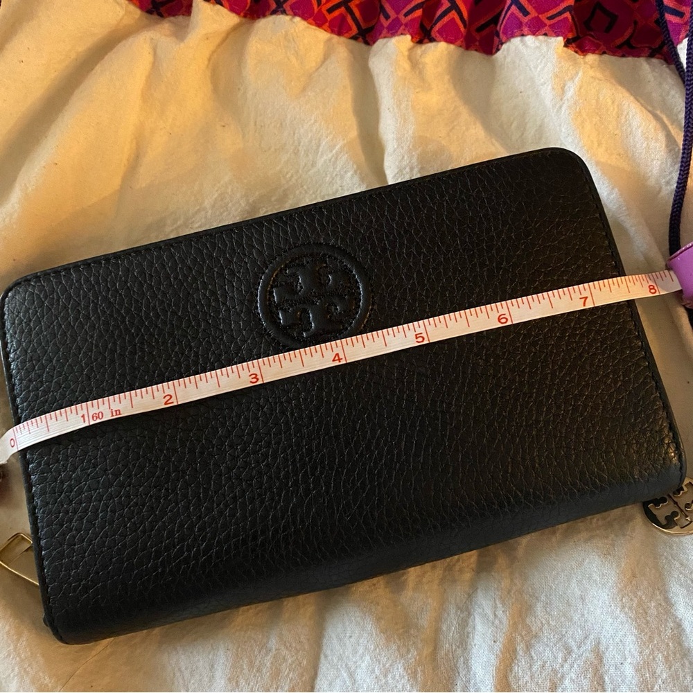 Tory Burch Black Wristlet Wallet - Picture 12 of 13